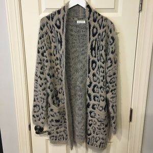 Animal Print Open Sweater with pockets Size M